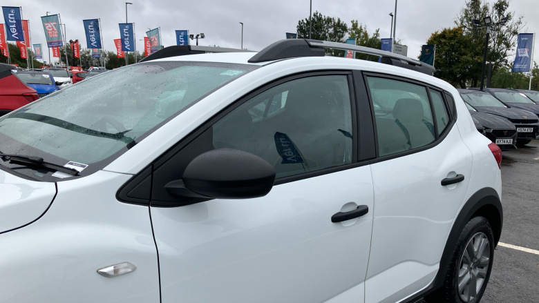 Dacia Sandero Stepway 1.0 TCe Essential 5dr Bi Fuel Hatchback